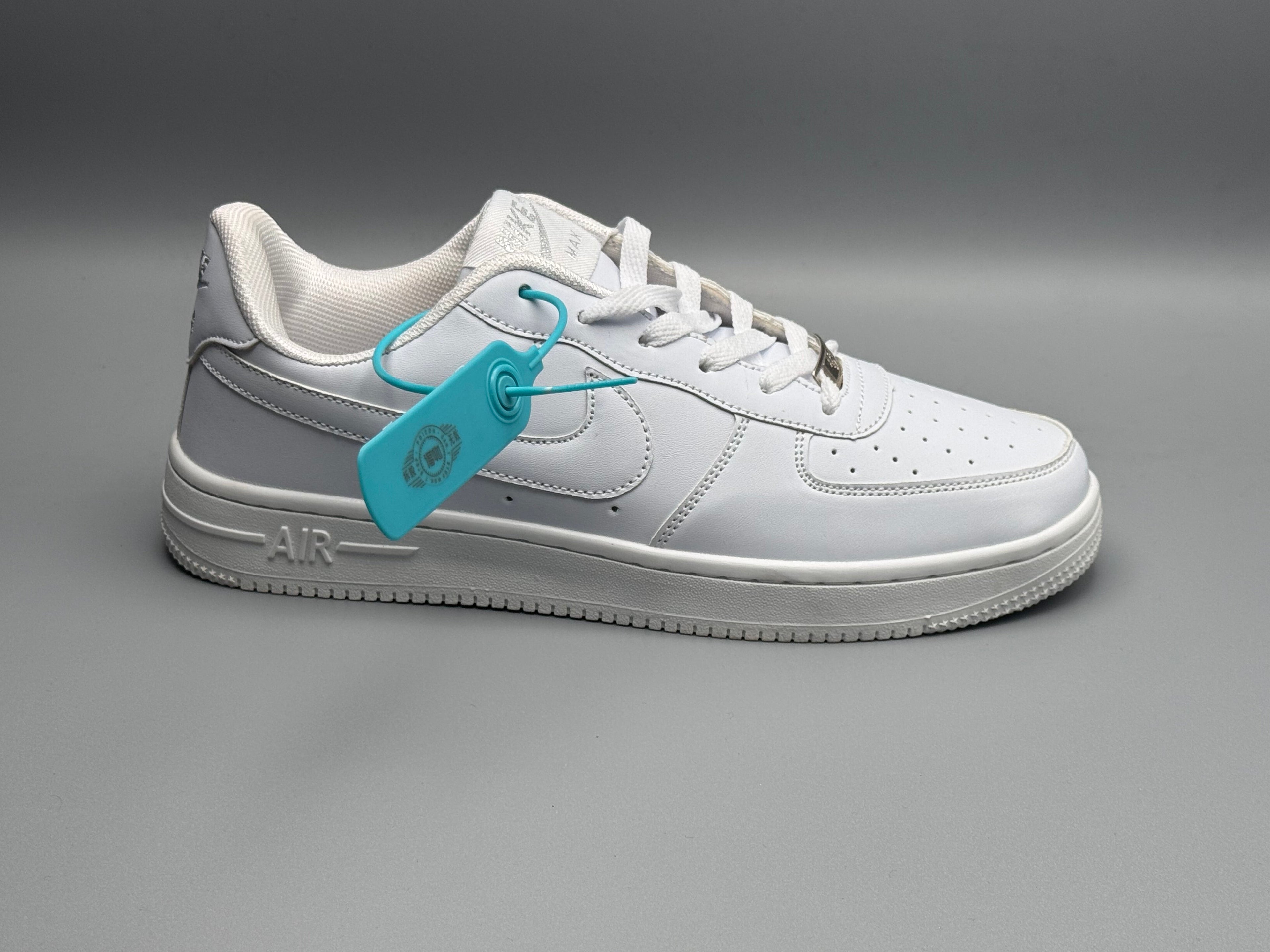 Airforce 1 (kokovalkoinen) premium