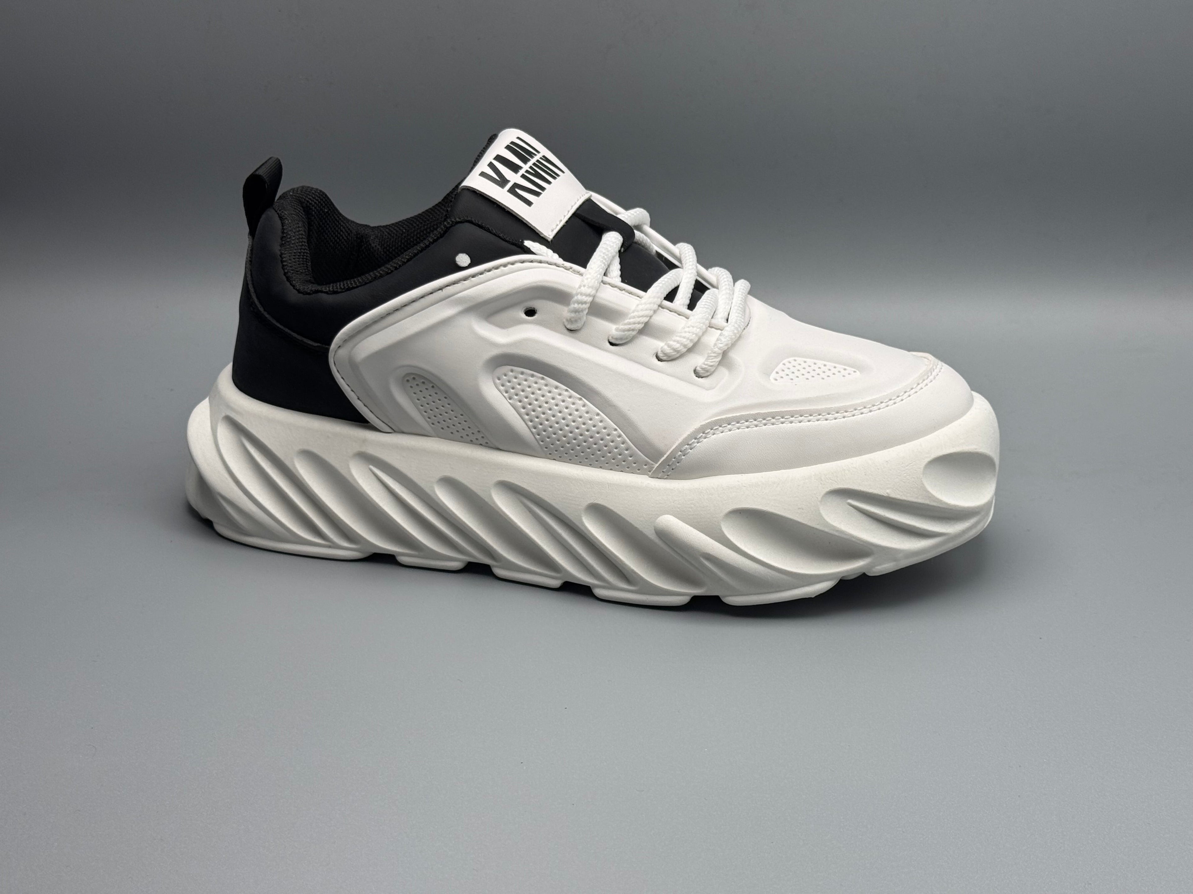 Luxury ed(sneakerit)