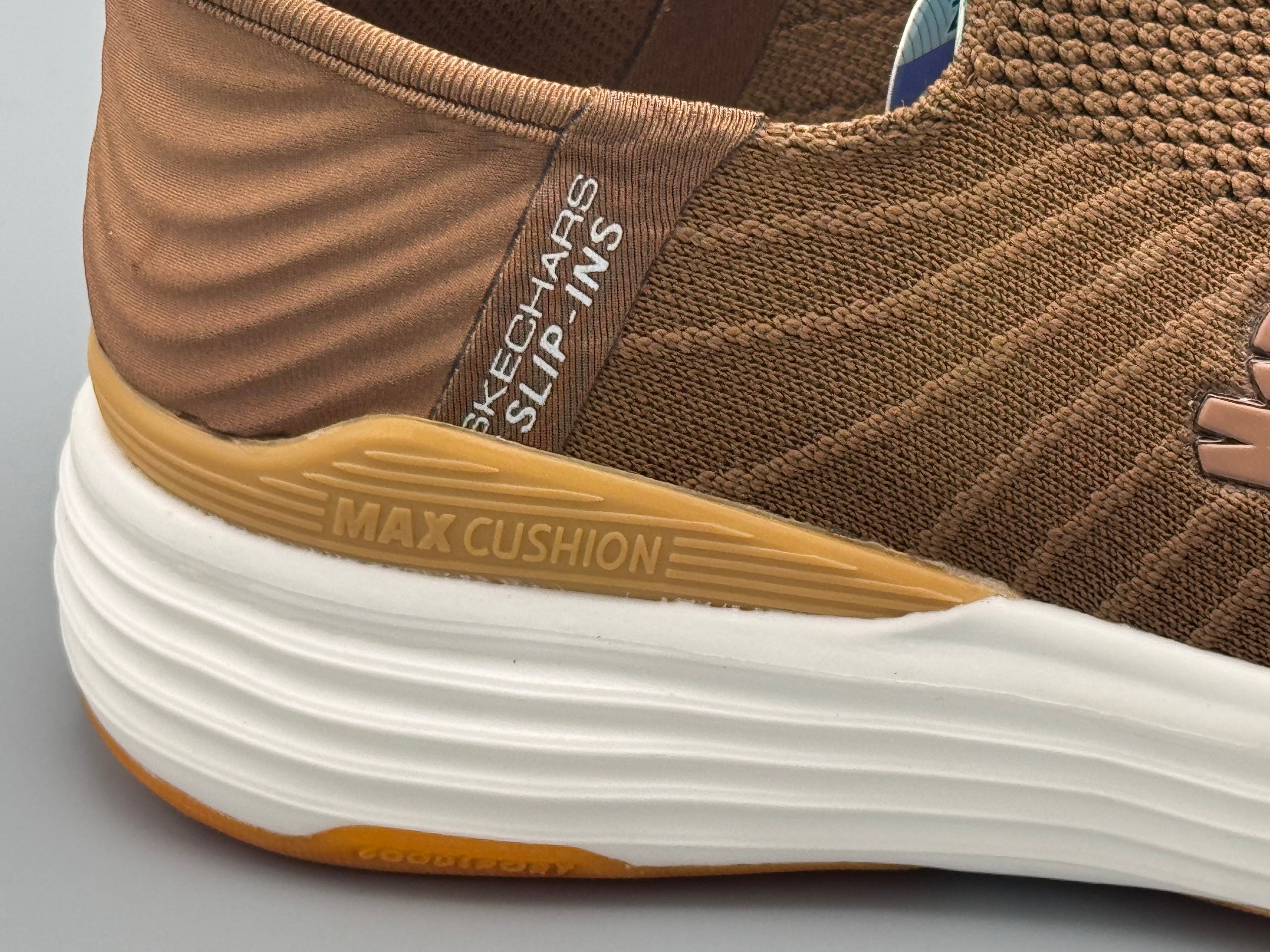 Skechers max cushion (sisäänastettava)
