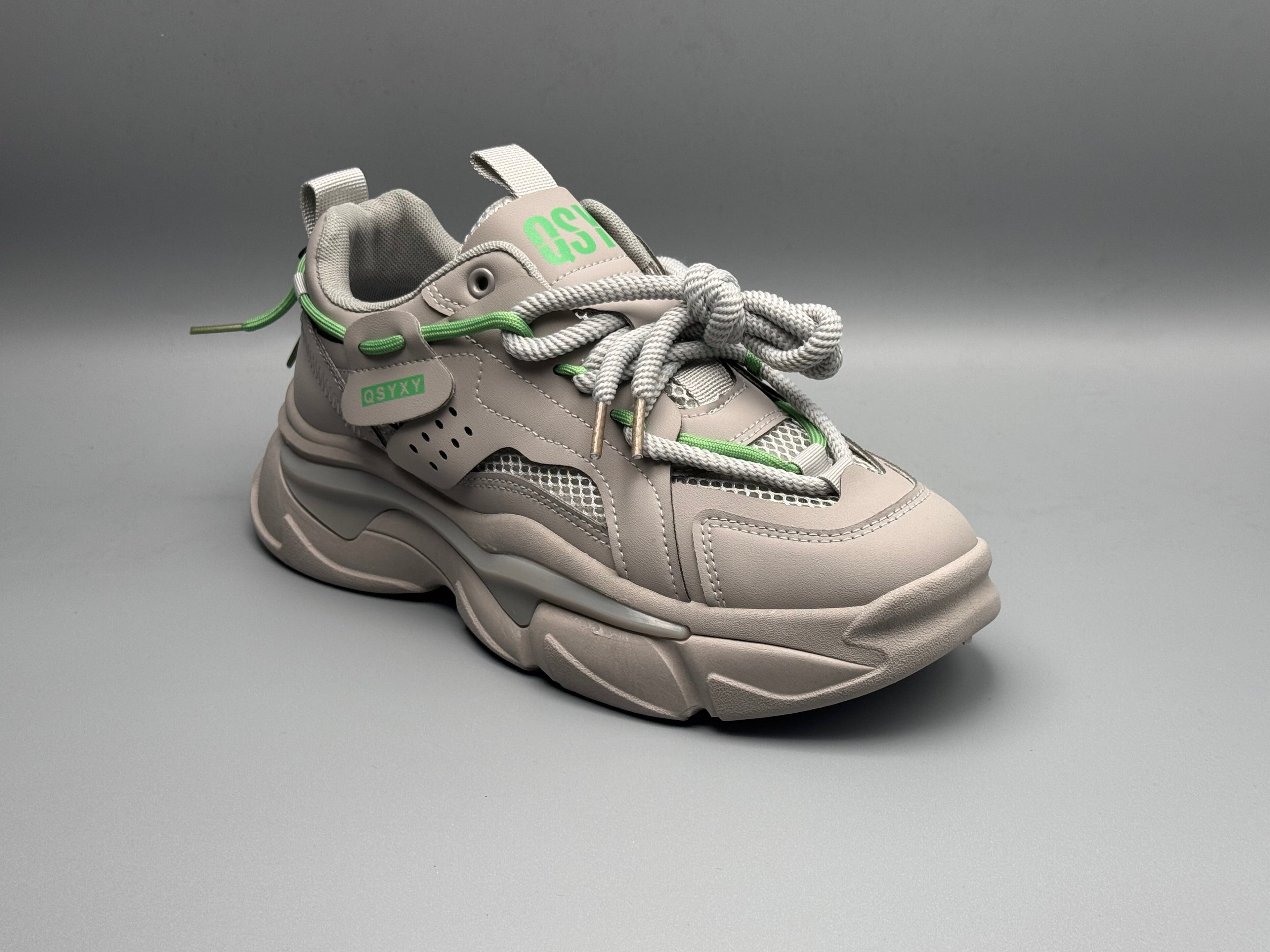 BS COMBA (sneakerit)