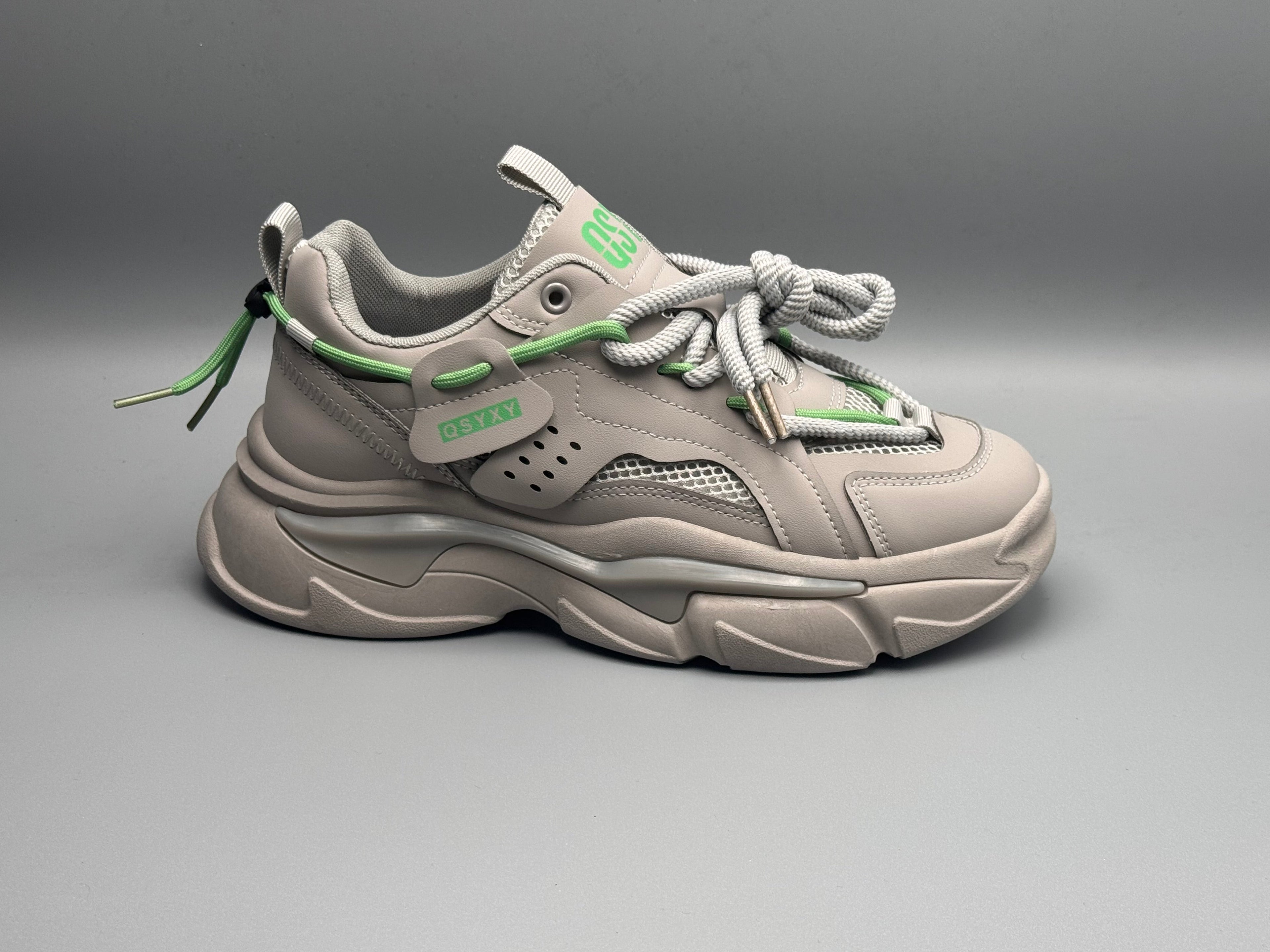 BS COMBA (sneakerit)
