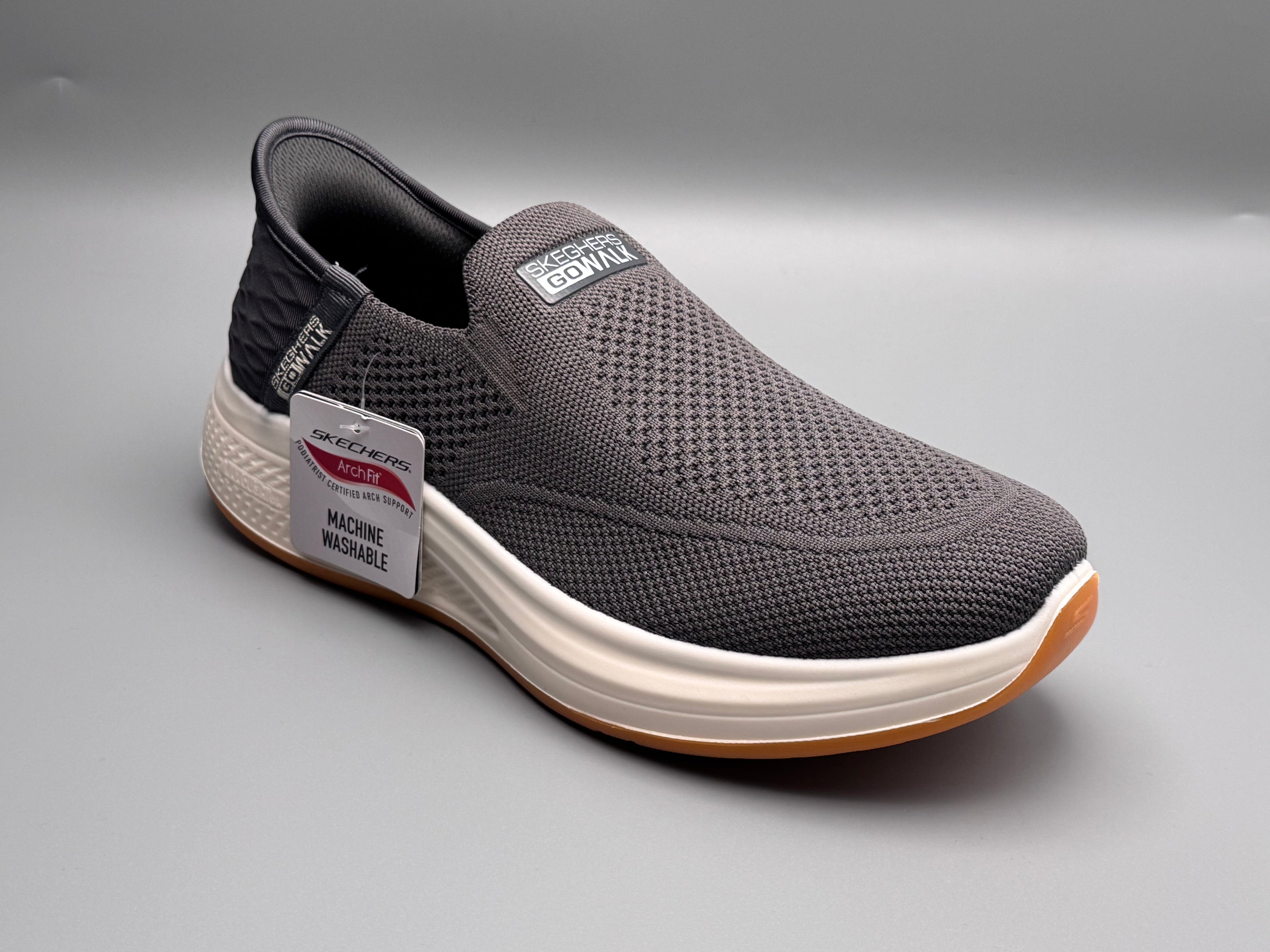 Miesten vaahtopohjaiset Skechers-kengät