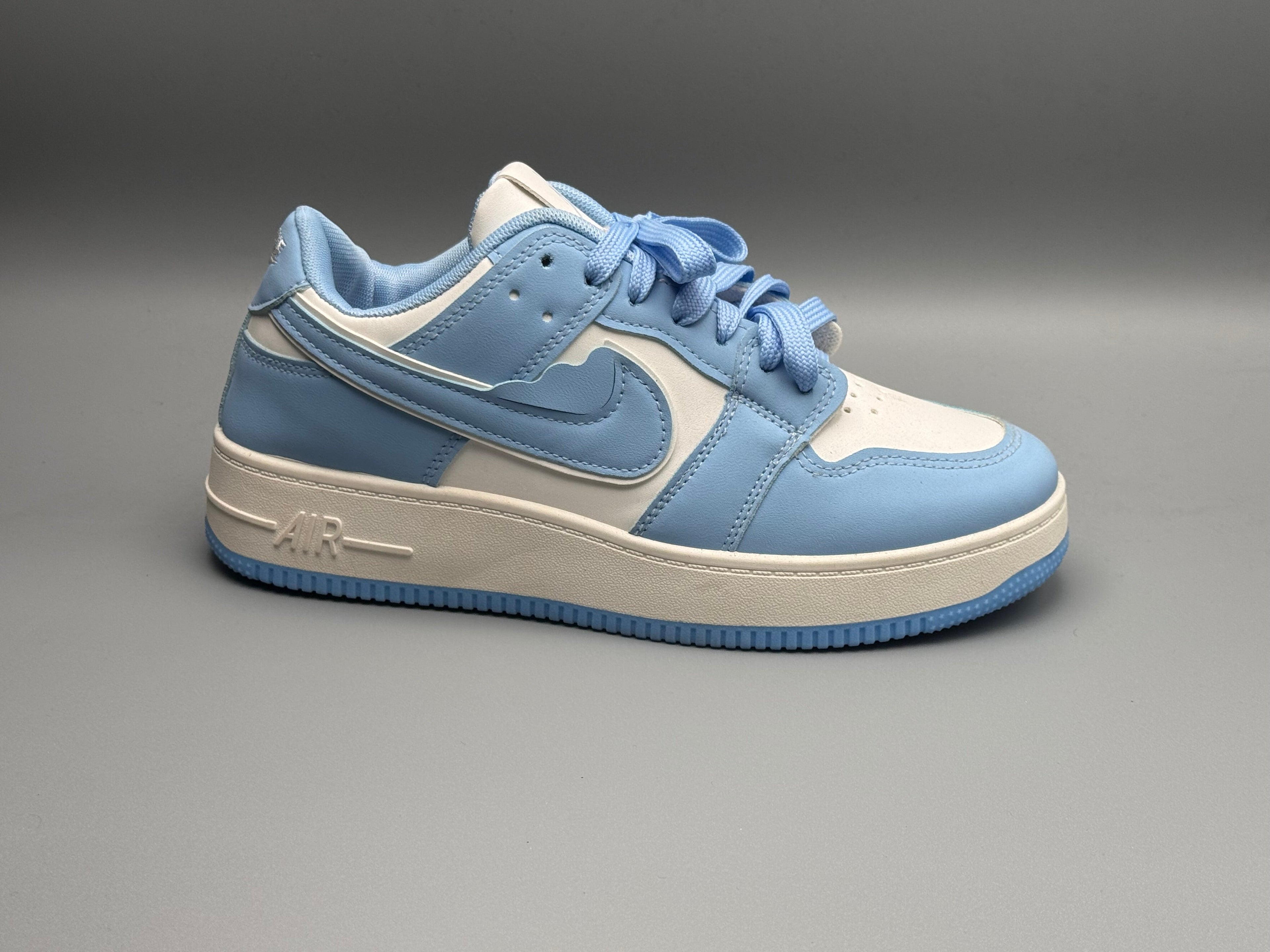 BS- Chunky Sneaks