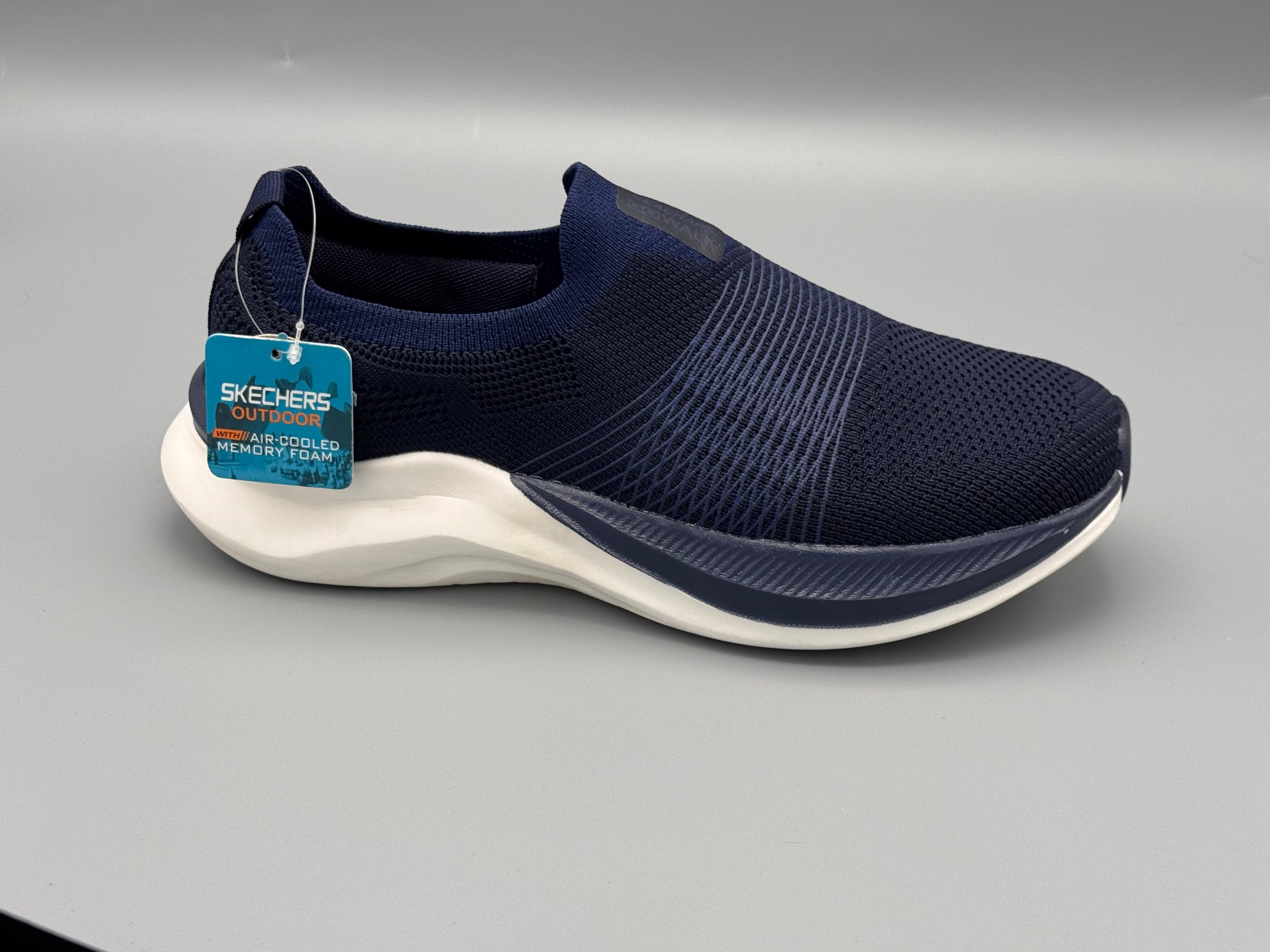 Skechers max cushion (jalkaan sujautettava)