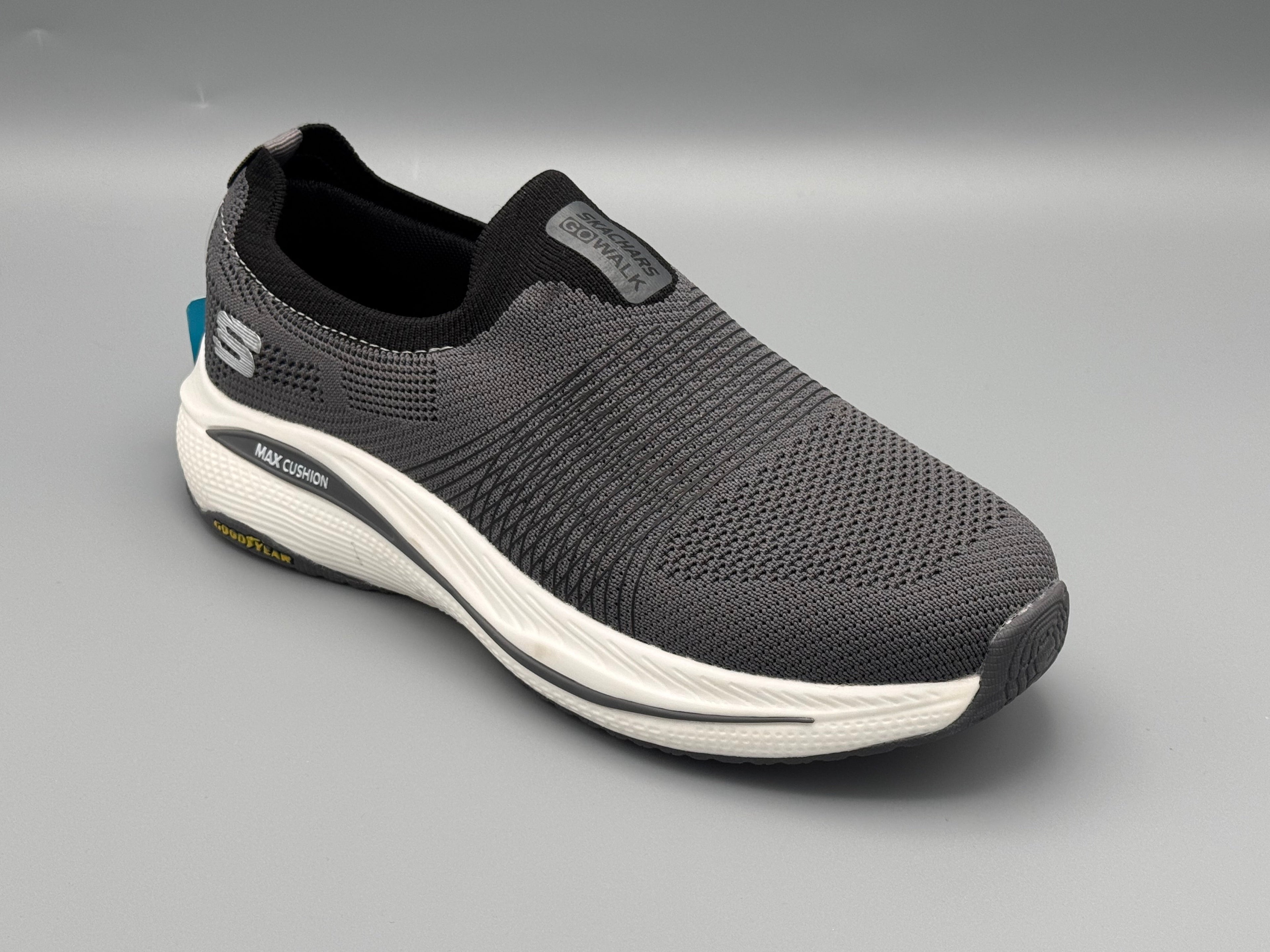 Skechers max cushion (nauhaton)