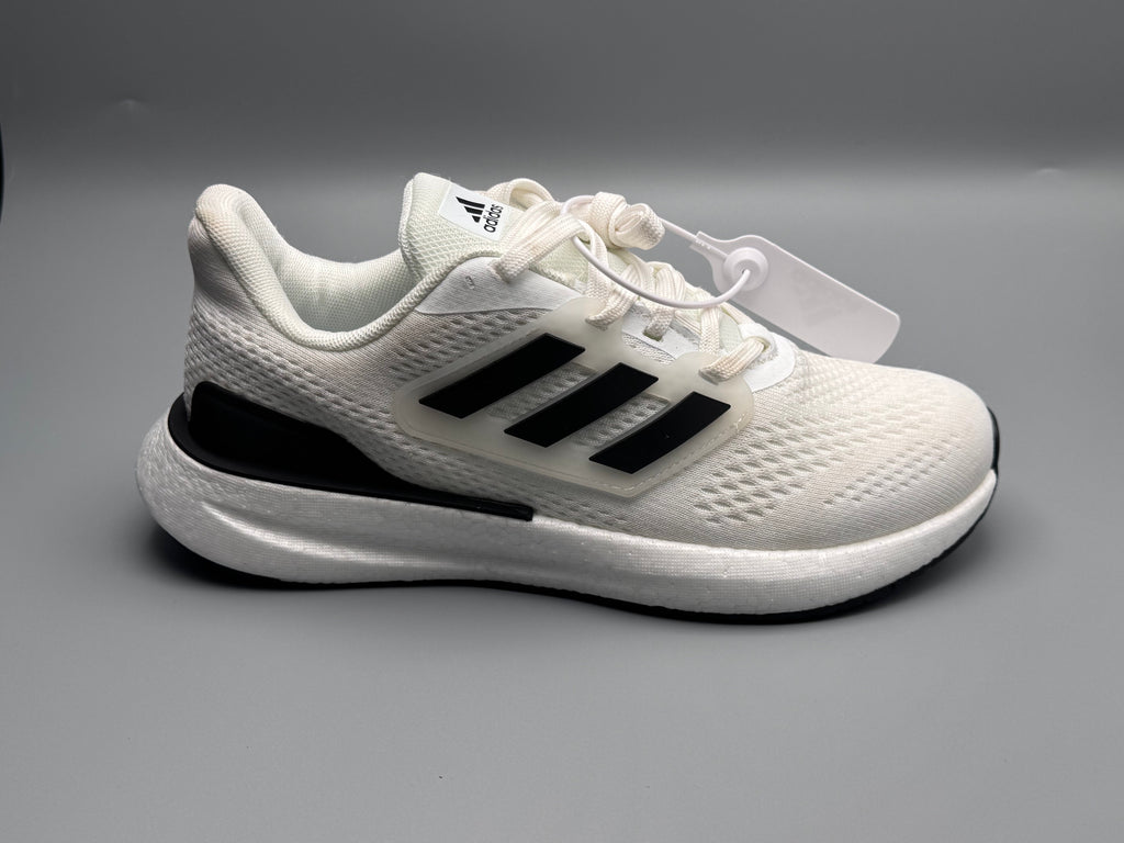 Ultra Boost vaahtomaiset joggerit