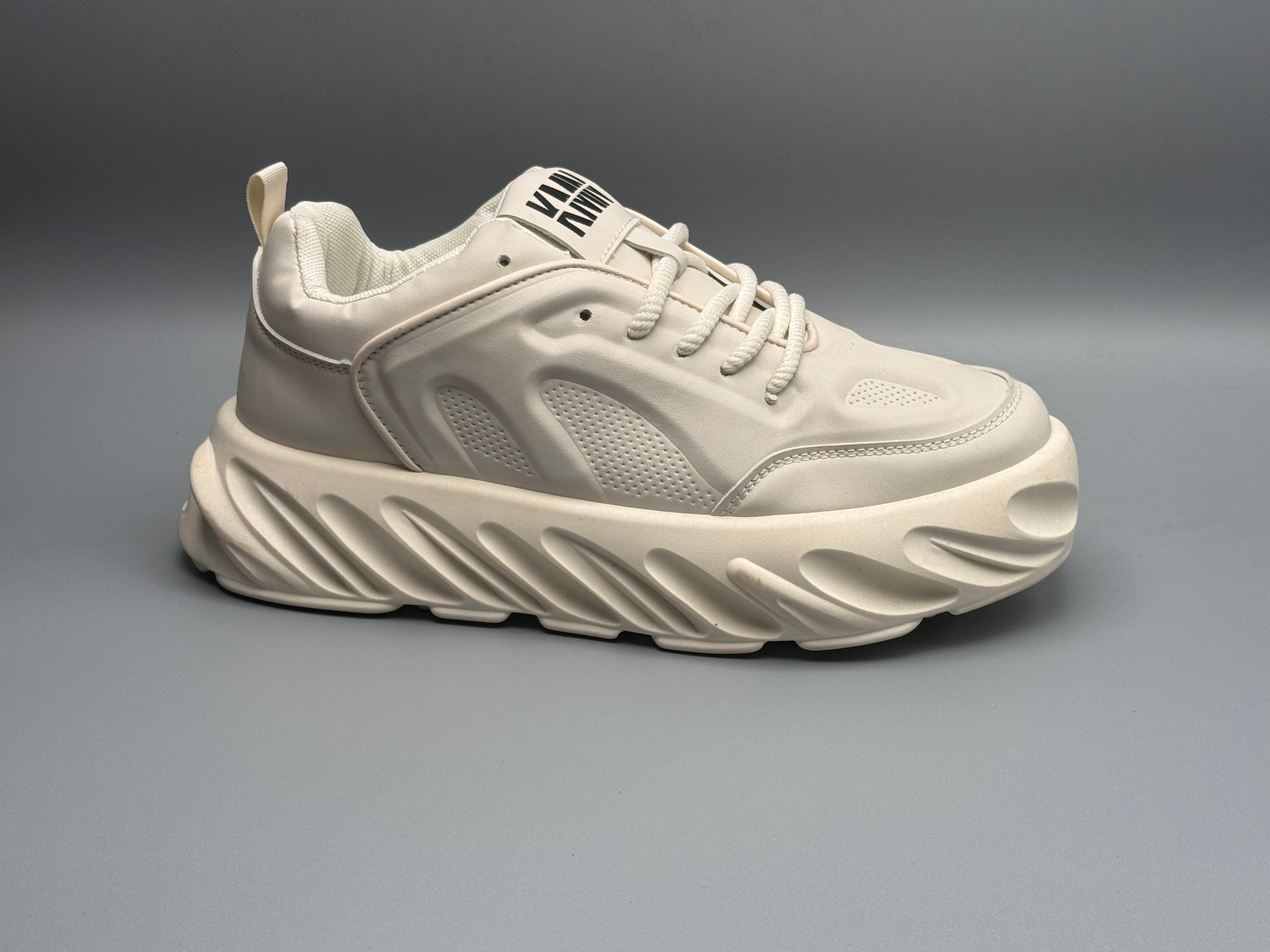 Luksus ed (lenkkarit) beige